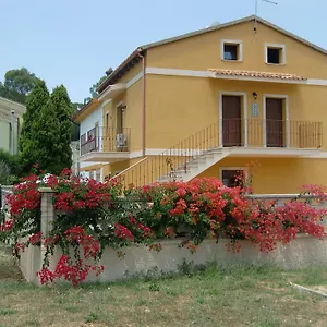 Appartement La Casa Gialla, Carloforte (Isola di San Pietro)